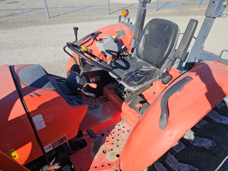 kubota-m7060-image-10