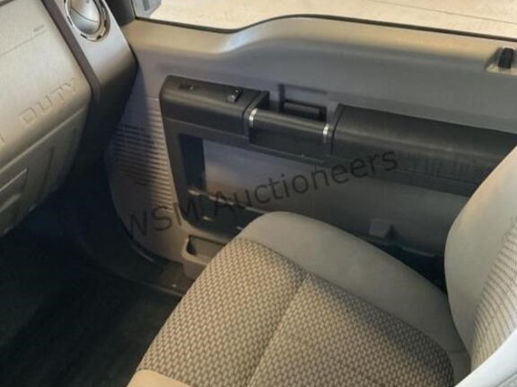 2016-ford-f350-image-22