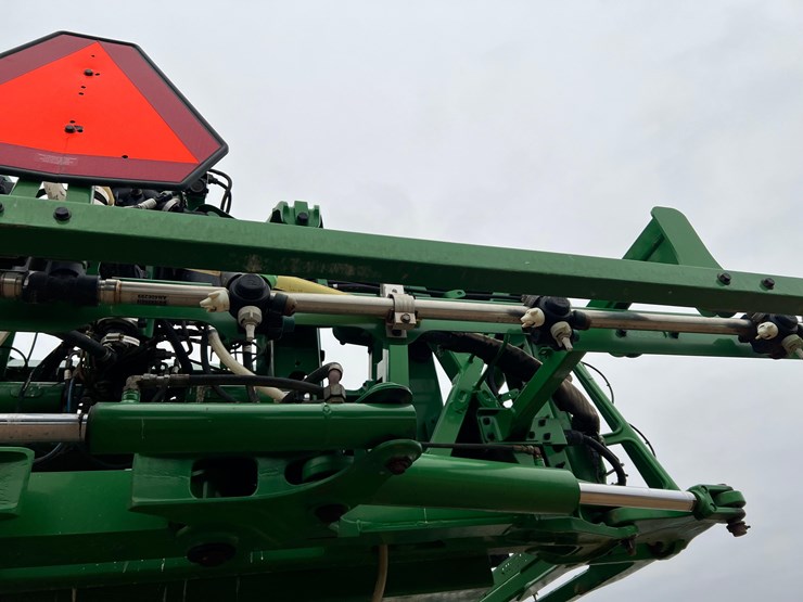 john-deere-412r-image-51