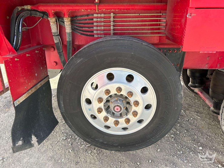 2015-kenworth-t880-image-50