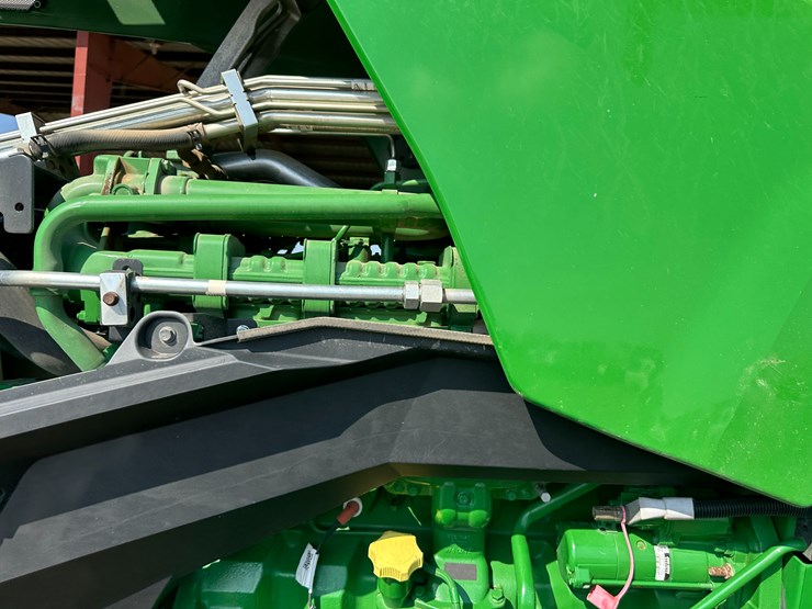 2023-john-deere-8r-250-image-46