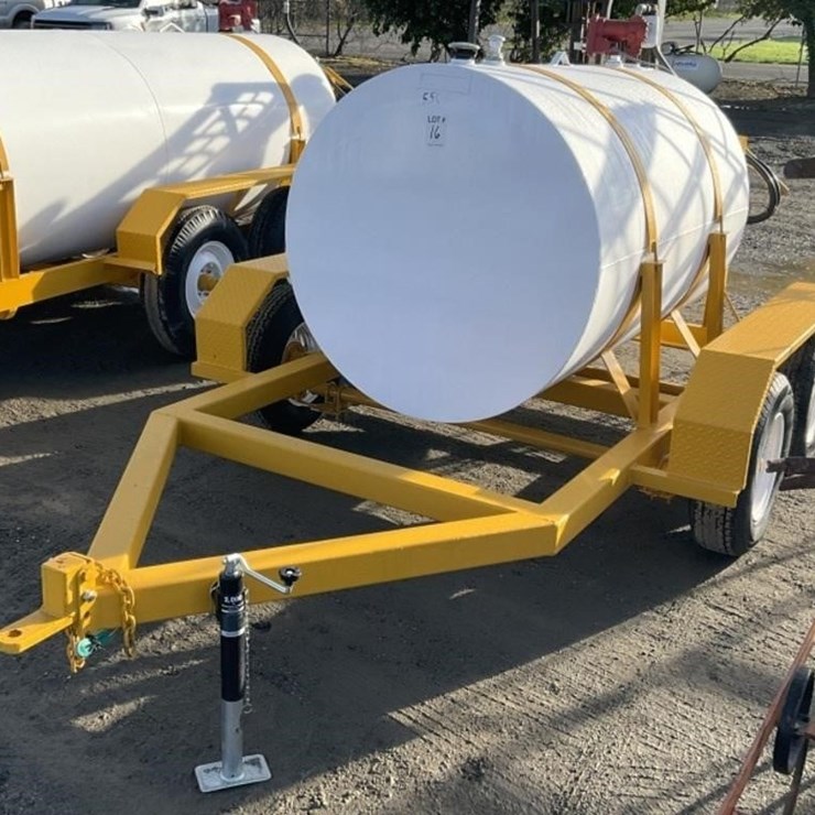 Custom 550g Dual Axle Fuel Wagon