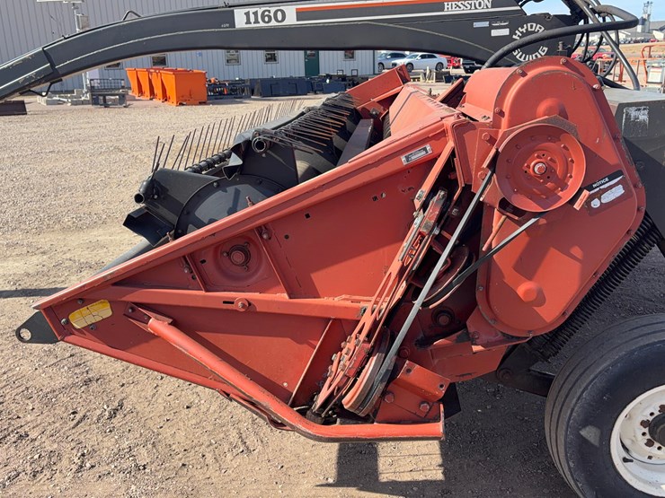 hesston-1160-image-8