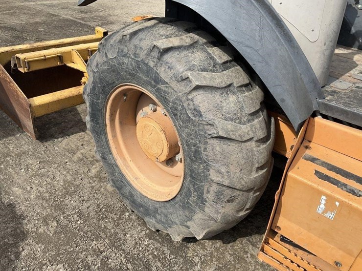 case-570m-xt-image-21