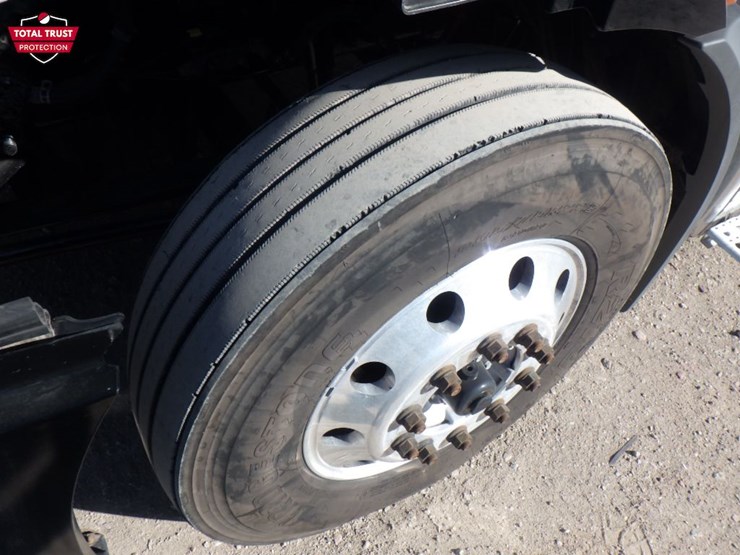 2022-freightliner-cascadia-116-image-20