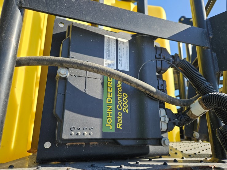 2010-demco-1250-image-12