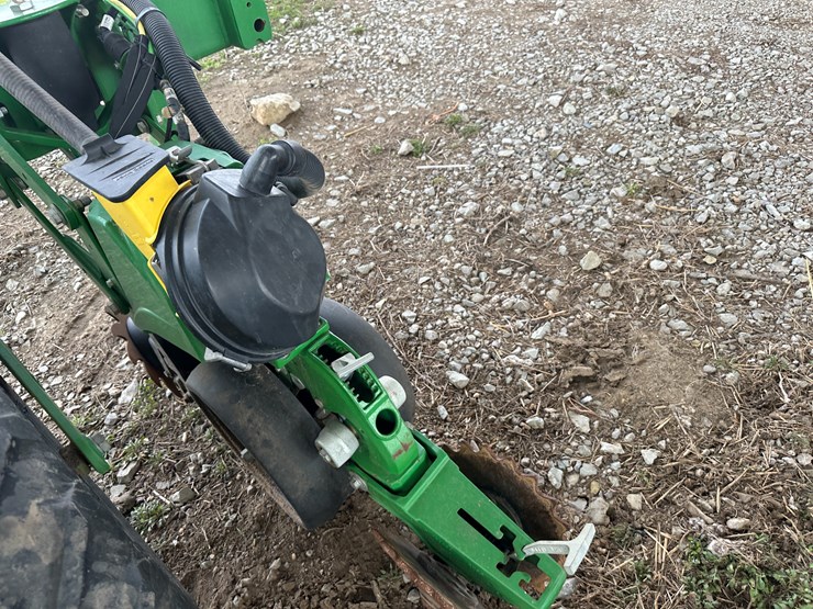 john-deere-1725c-image-12