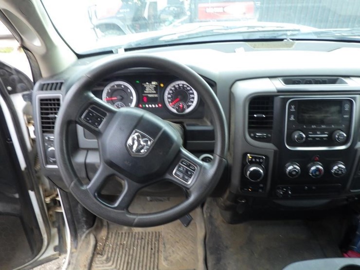 2013-dodge-1500-image-7