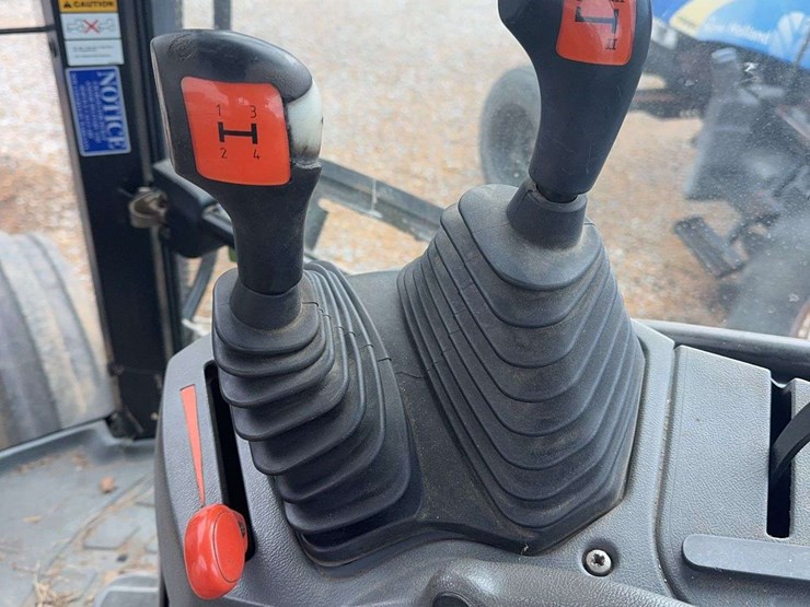 new-holland-ts100a-image-18
