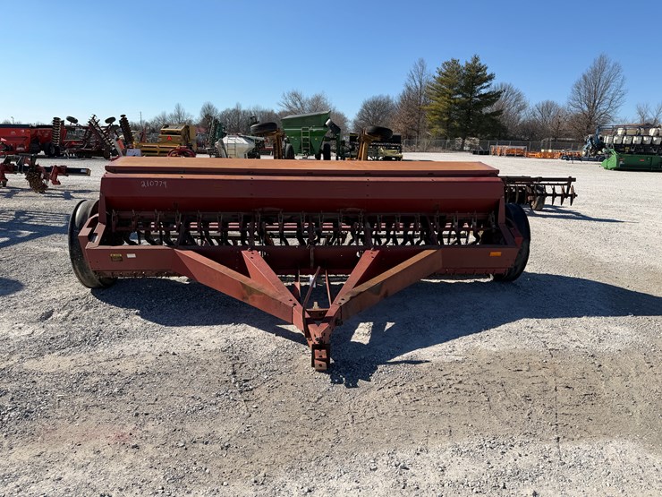 international-5100-image-2