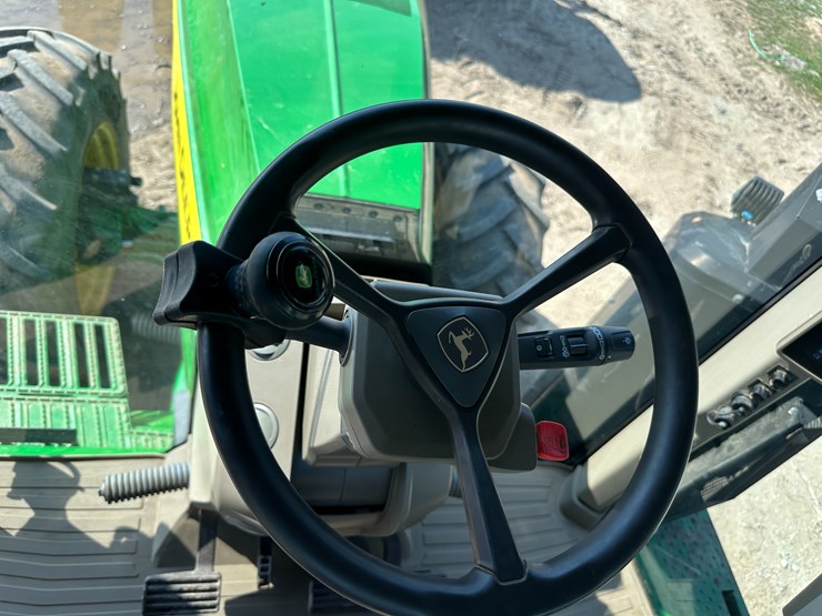 2023-john-deere-8r-250-image-58