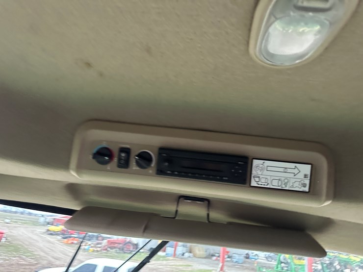 2021-john-deere-cp690-image-127