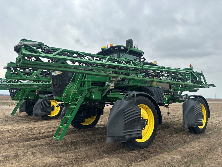 2021-john-deere-r4038-image-1