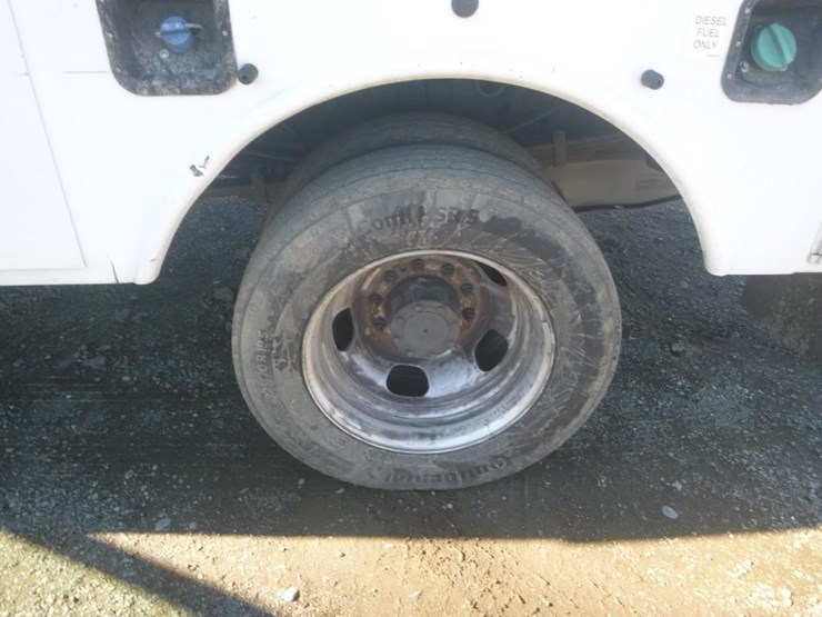 2012-ford-f550-image-29