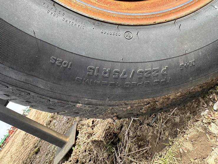 john-deere-4045d-image-5