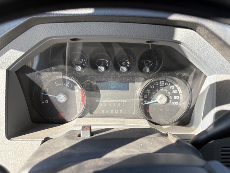 2011-ford-f550-sd-image-15