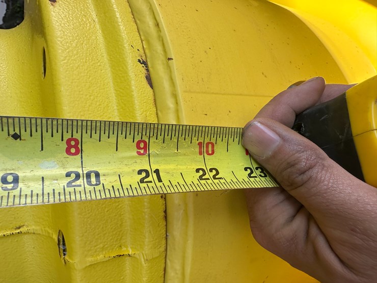 2022-john-deere-8r-280-image-21