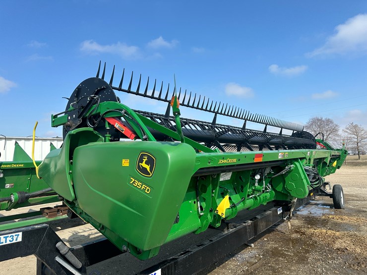 2020-john-deere-735fd-image-1