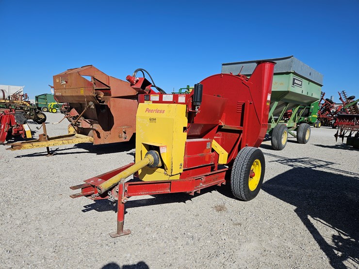 #205552-•-peerles-p20041-roller-mill-image-1