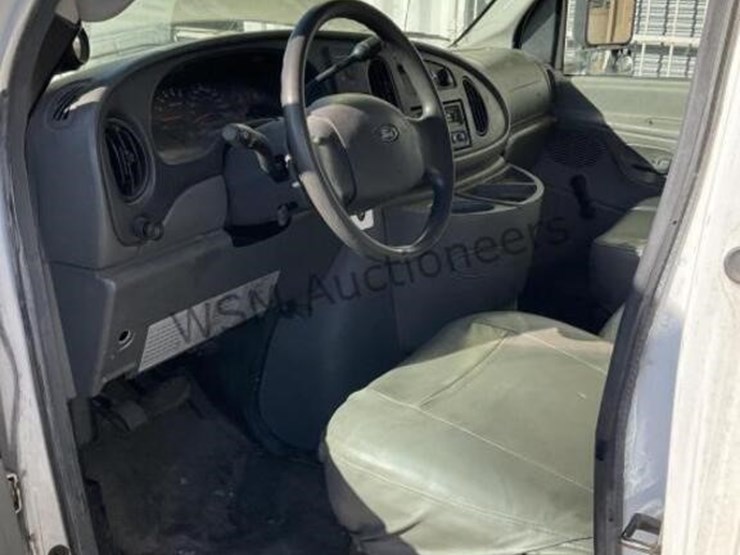 2007-ford-e450-image-20