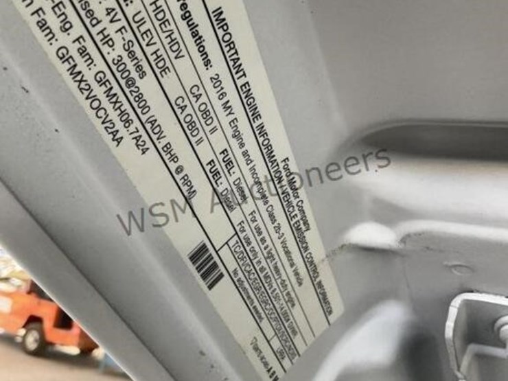 2016-ford-f350-image-15