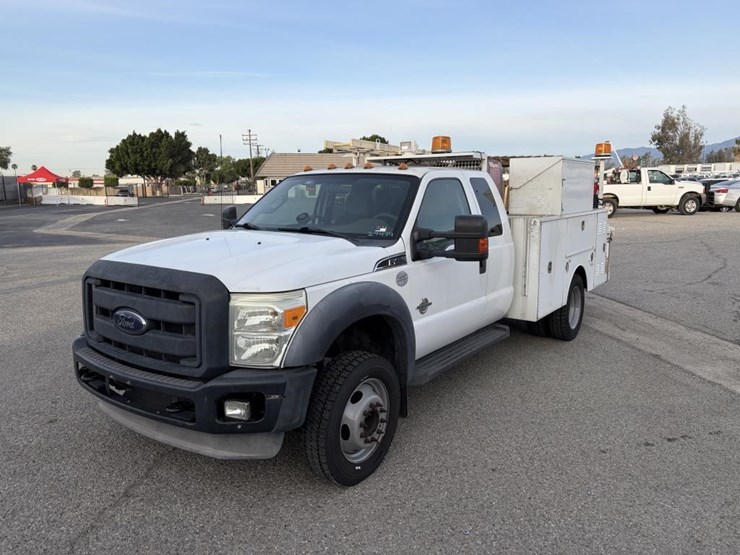 2012-ford-f450-xlt-image-1