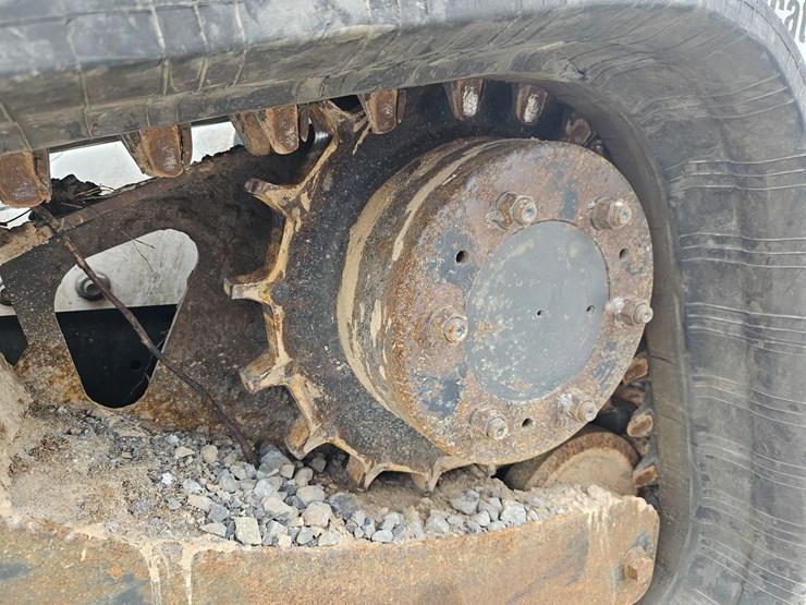 2014-bobcat-t770-image-20