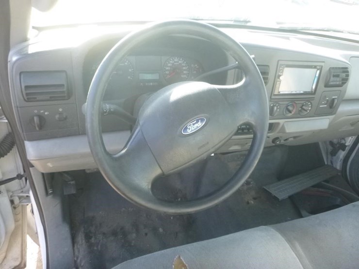 2006-ford-f250-image-16