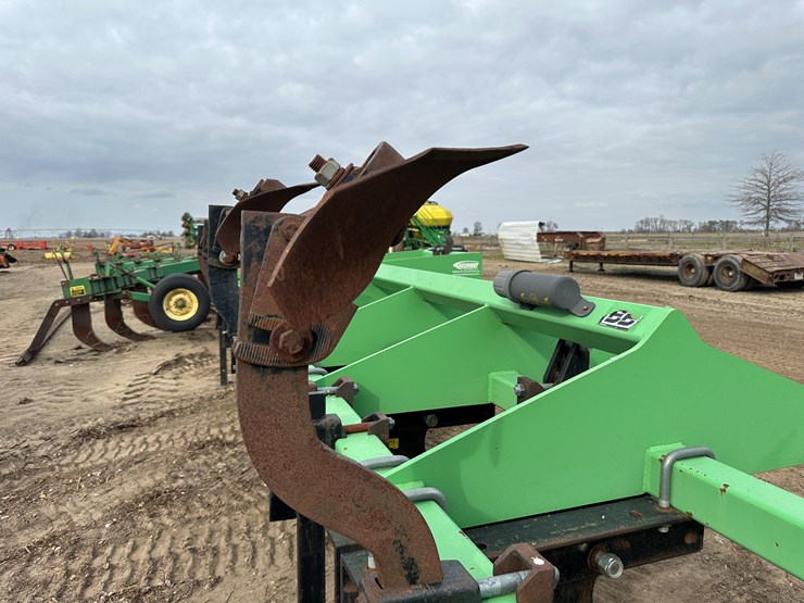 #38838-•-bigham-brothers-6-row-ripper-image-11