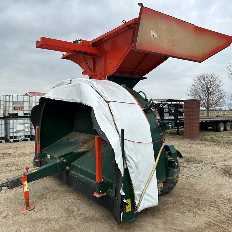 #38835 • 2017 Richigher R1090 Grain Bagger