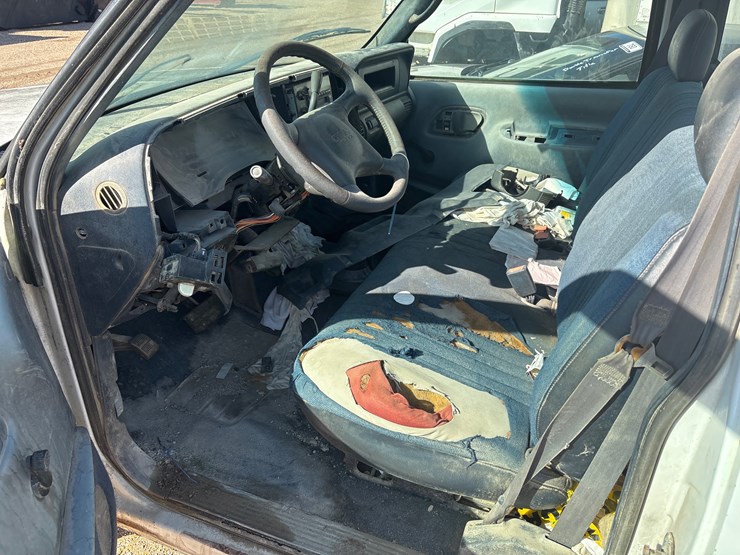 1998-chevrolet-2500-image-5