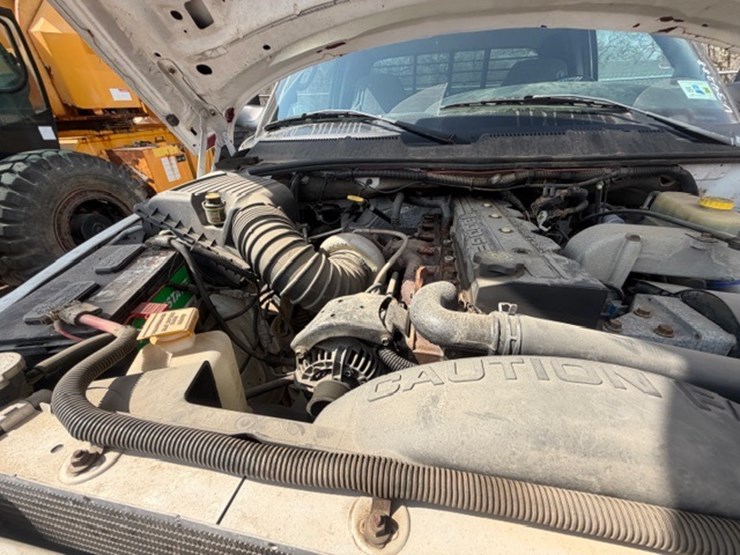 2002-dodge-ram-3500-image-54