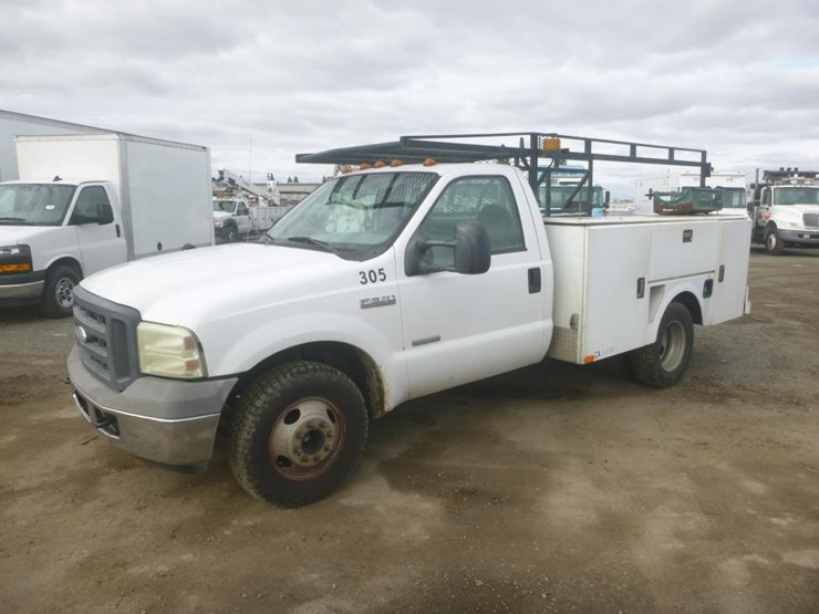 2005-ford-f350-image-1