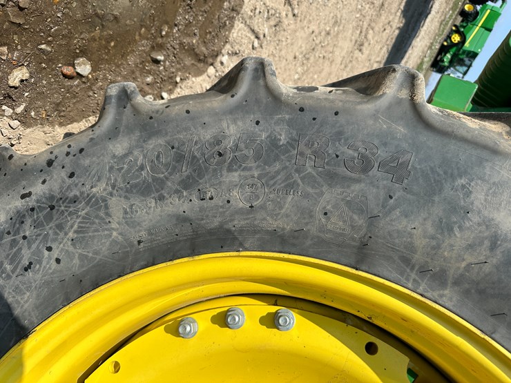 2023-john-deere-8r-250-image-7