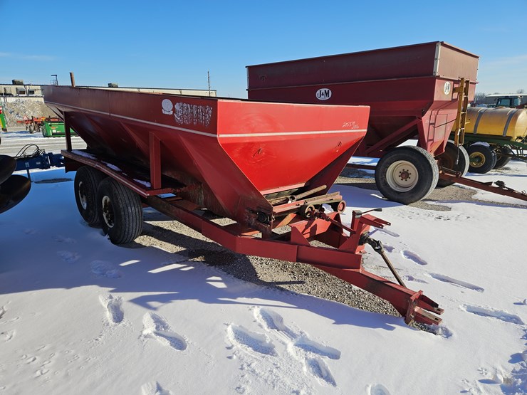 #205379-•-chandler-litter-spreader-image-10