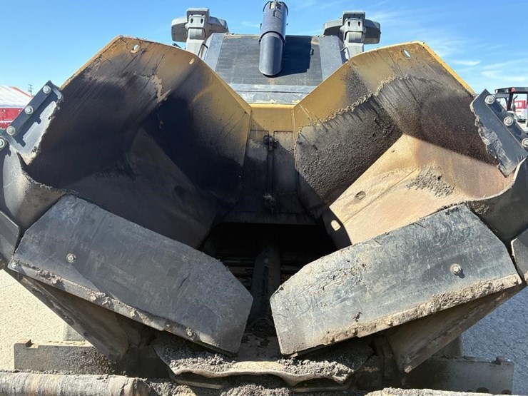 caterpillar-ap-655f-image-11