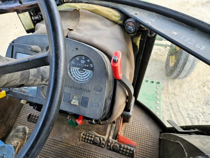 john-deere-2950-image-29