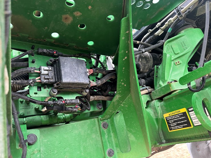 2021-john-deere-r4038-image-50