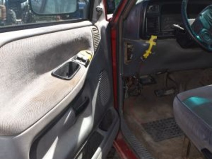 1996-dodge-2500-image-10