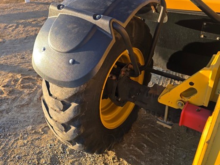 2009-caterpillar-th406-image-11