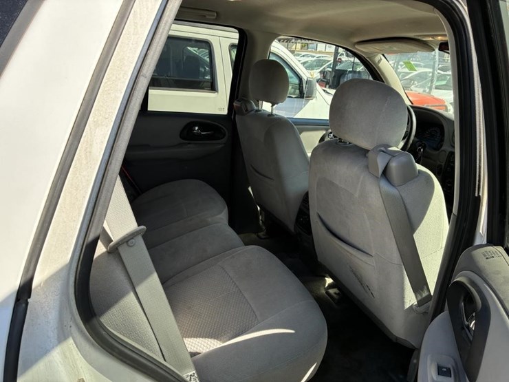 2007-chevrolet-blazer-image-8