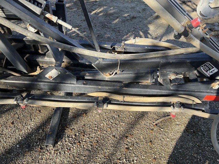 unverferth-65'-3-pt-x-fold-spray-boom-attachment-image-10