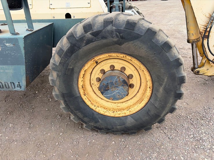 2016-gehl-rs8-42-image-12