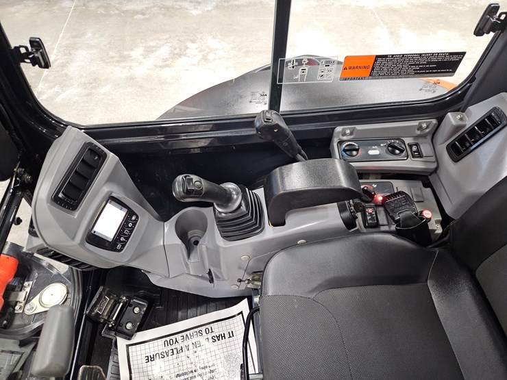 2021-kubota-u35-4-image-13
