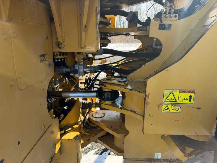 2013-caterpillar-972k-image-9