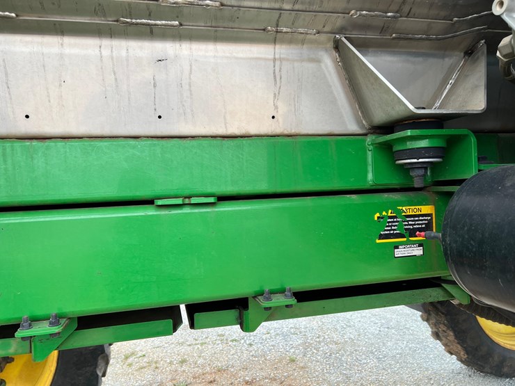 john-deere-412r-image-23