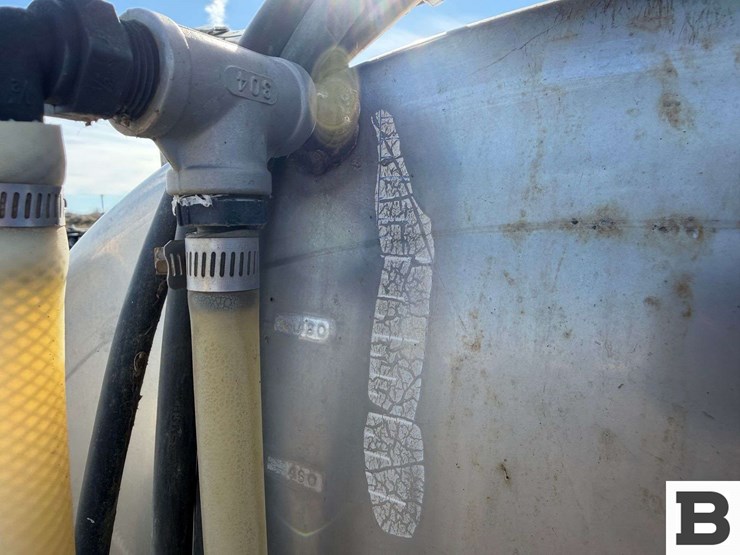 gf-metal-fabricators-chemigation-trailer-image-19