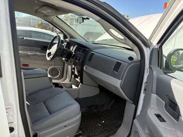 2008-dodge-durango-image-10