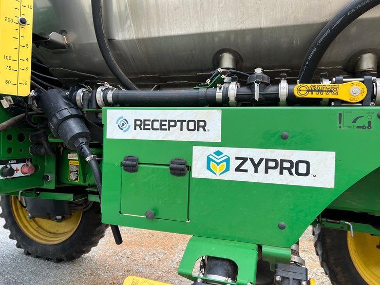 john-deere-412r-image-59