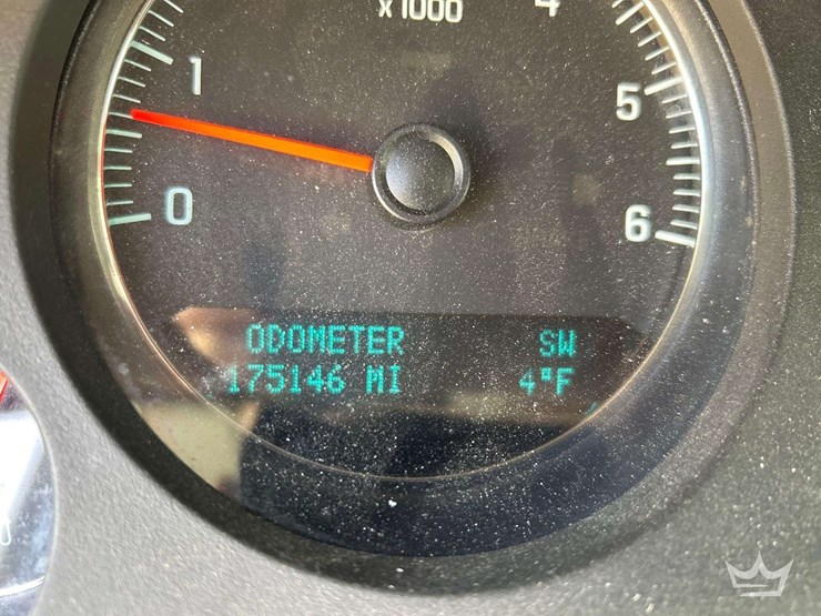 2010-chevrolet-tahoe-image-7